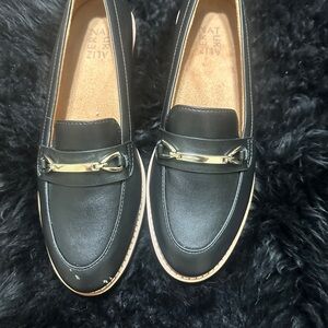 Black Loafers for Women